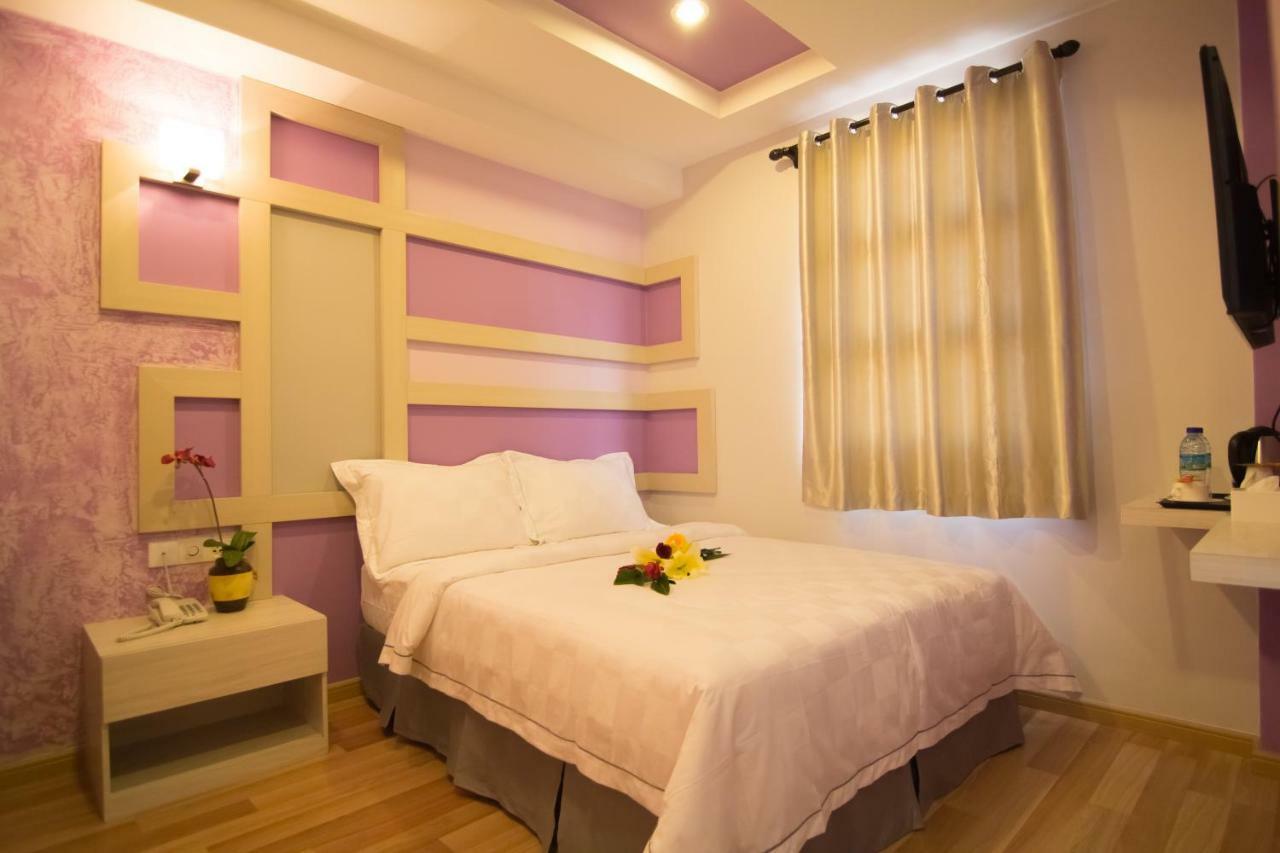 Sunshine Inn Plus Malacca Exterior photo